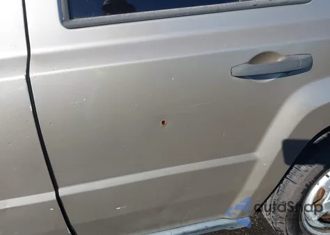 2009 Jeep Patriot Sport z USA, uszkodzony, nr VIN 1J4FT28B69D124812